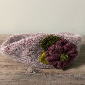 Toucan Collection New York angora blend hat